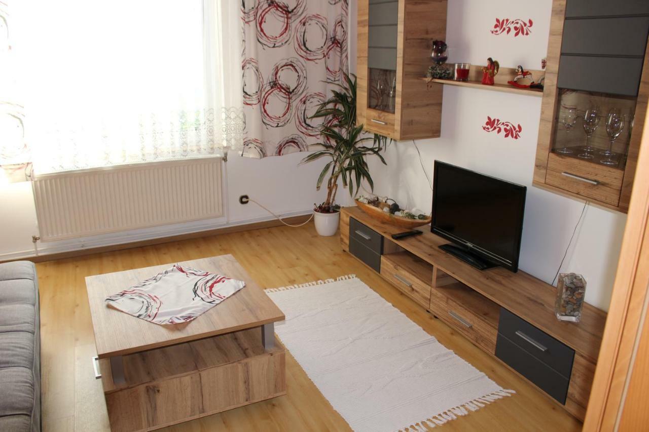 Appartement "Blumengassl" เมอบิชอัมซี ภายนอก รูปภาพ